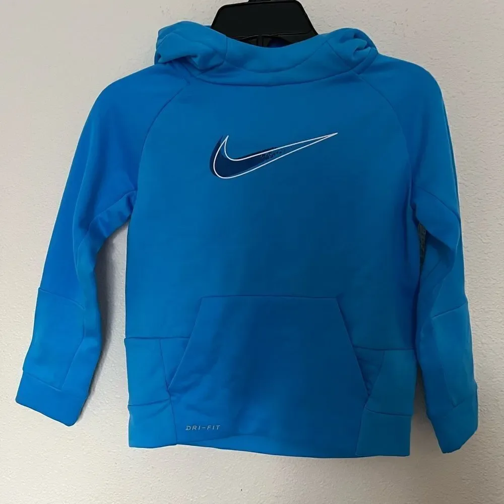 Boys Nike Therma-FIT Swoosh Pullover Hoodie size 6